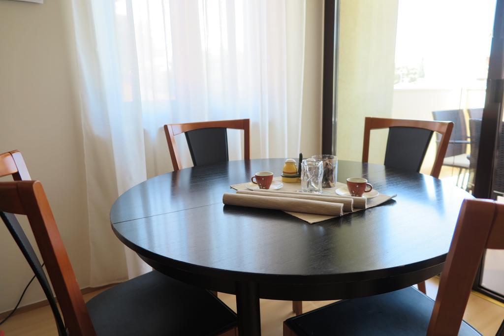 Apartment Lara Rovinj Exterior photo